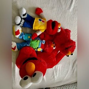 Sesame street Elmo plush toy  lot